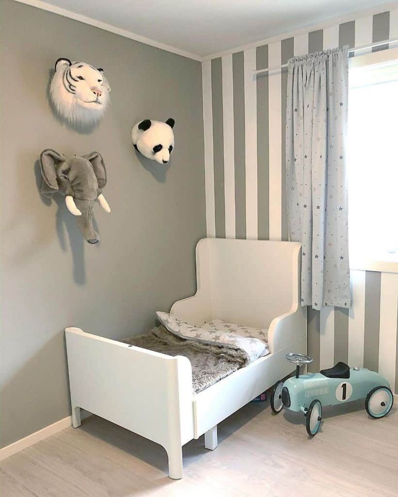 Kids room with animal wall art