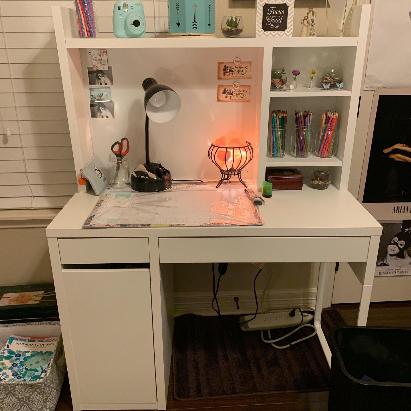 Work desk with organizing shelves