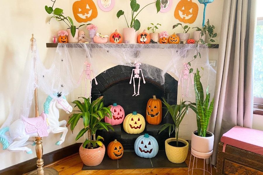 17 Halloween Decoration Ideas