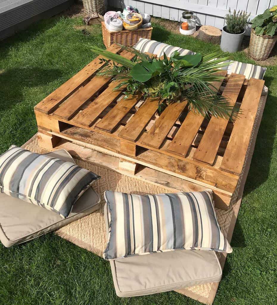 Table pallet furniture ideas 