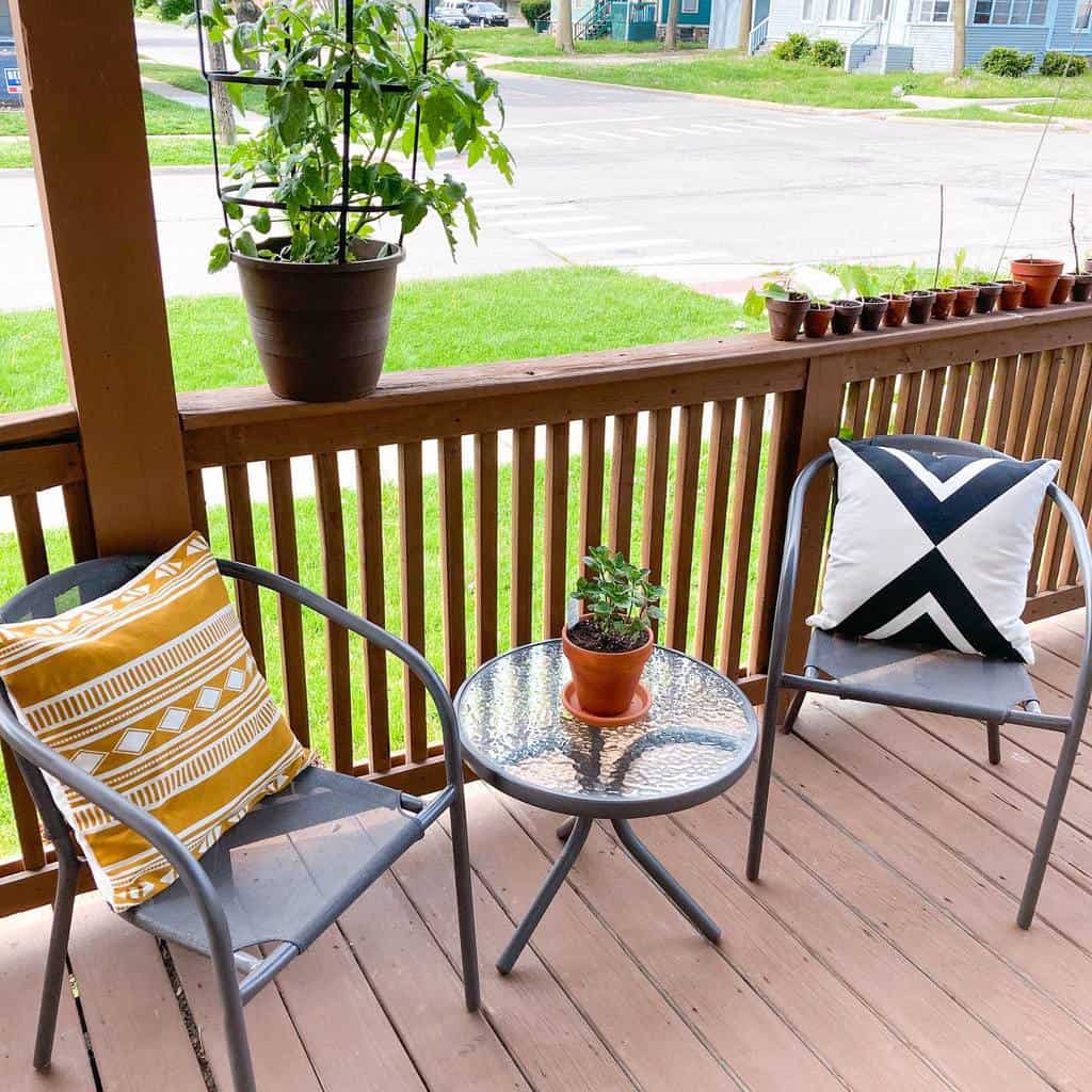 Front porch with potted plants 