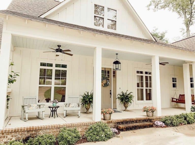 19 Front Porch Decorating Ideas for Better Curb Appeal