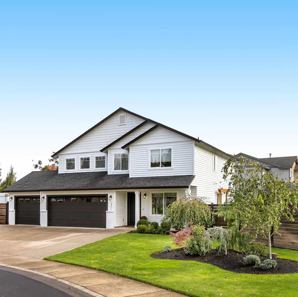 Front yard with grass lawn