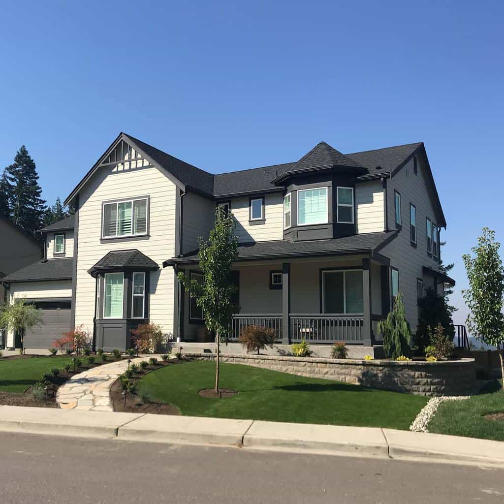 Front yard with retaining wall