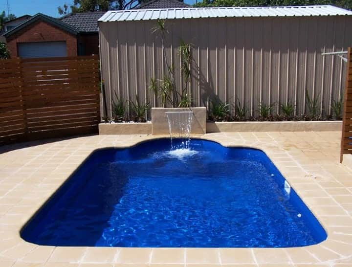 Outdoor plunge pool