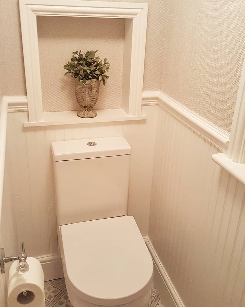 Niche over the toilet storage ideas 