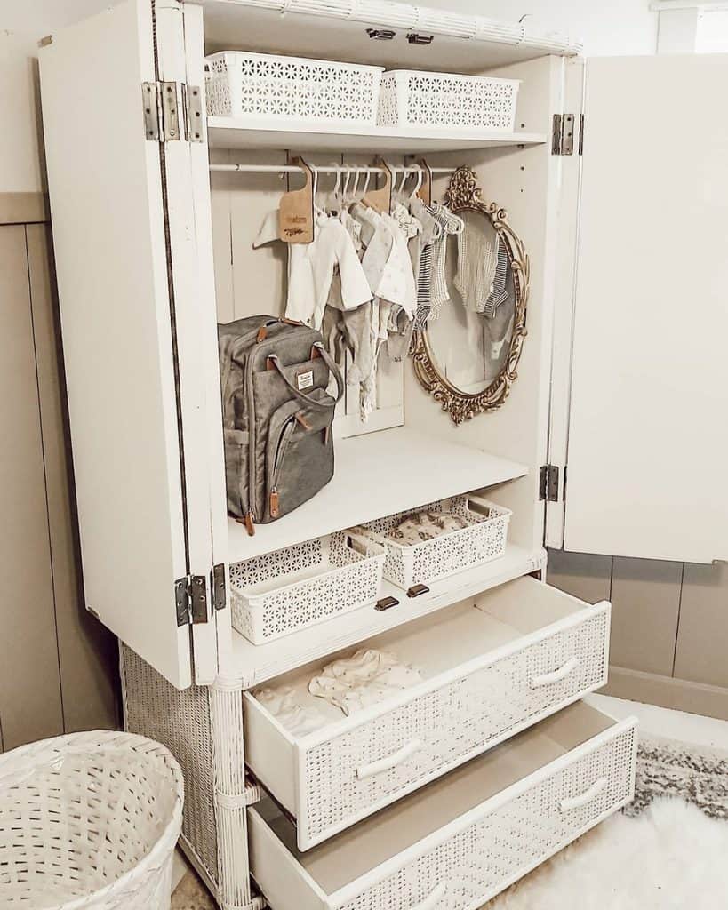 23 Clothes Storage and Organization Ideas