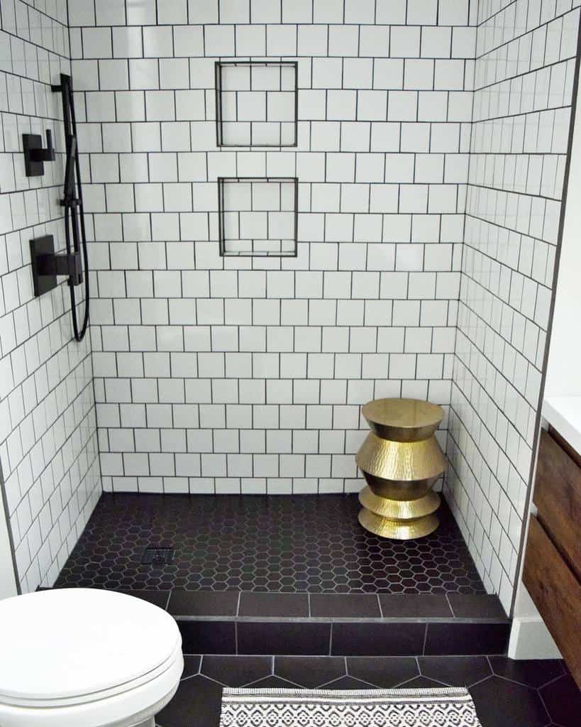 Simple doorless walk in shower ideas 