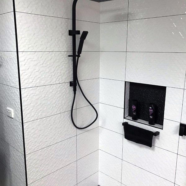 Small doorless walk in shower ideas 