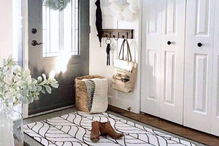 9 Small Entryway Ideas to Make a Big First Impression