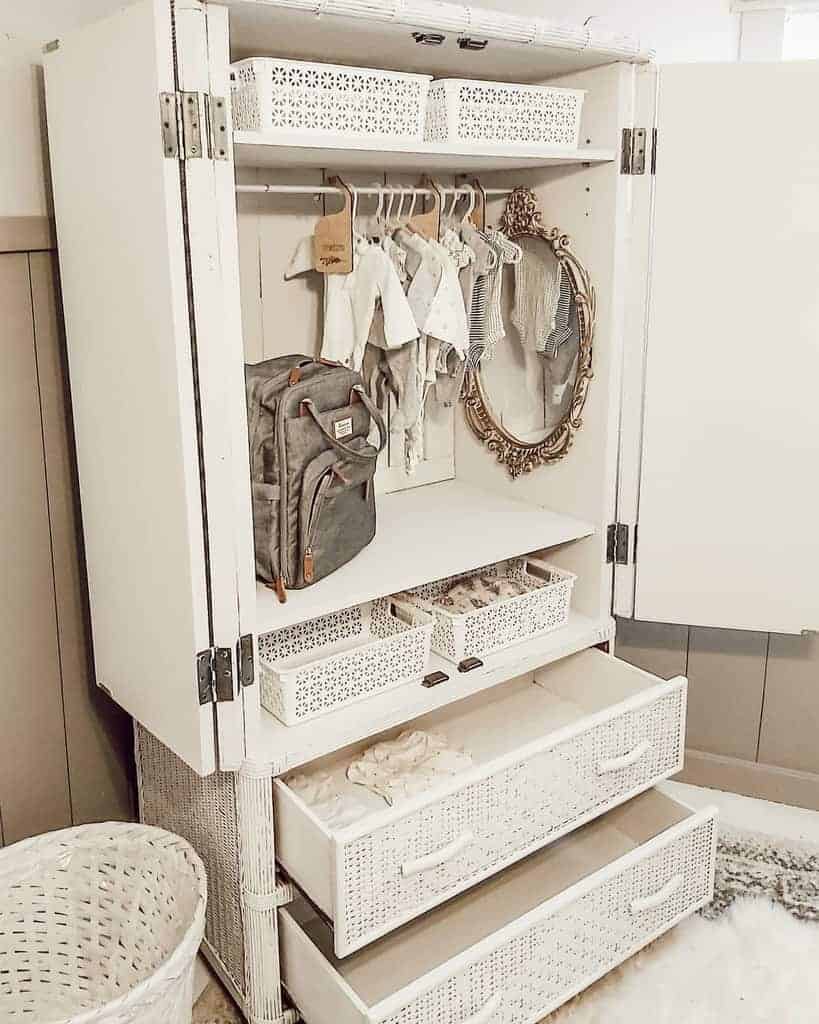 Closet organizers