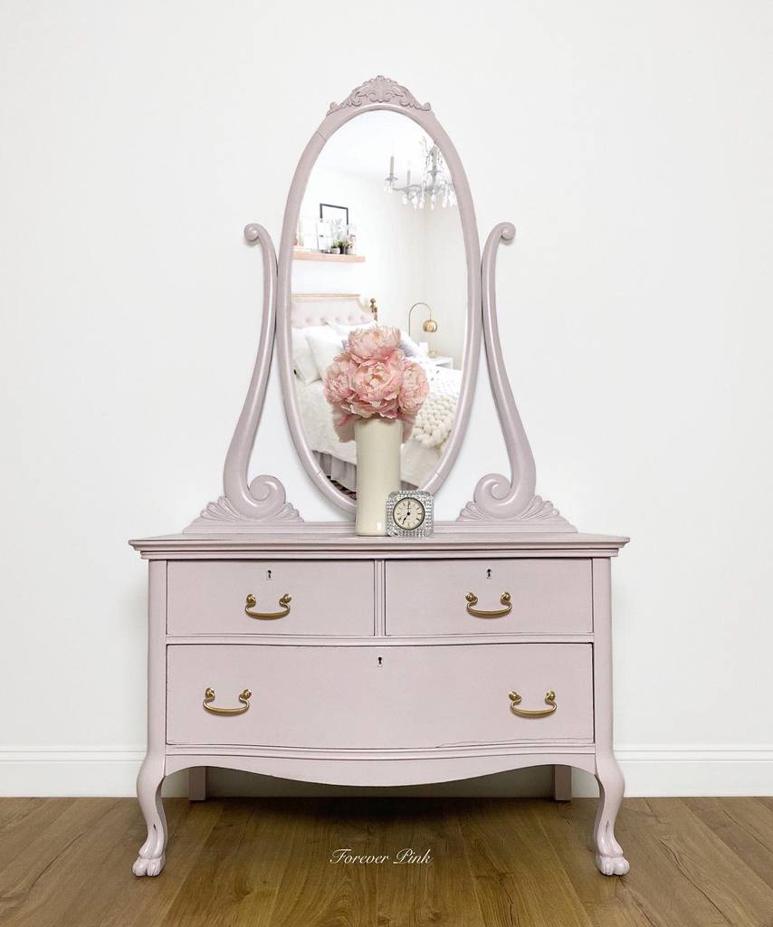 Light Color Chalk Paint Furniture Ideas -foreverpinkvintage