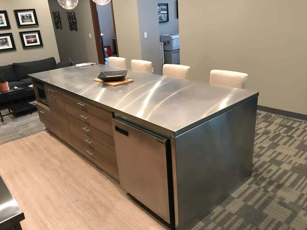 Stainless steel countertop
