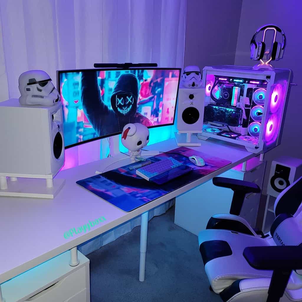 31 Inspiring Gaming Desk Ideas [with Images]