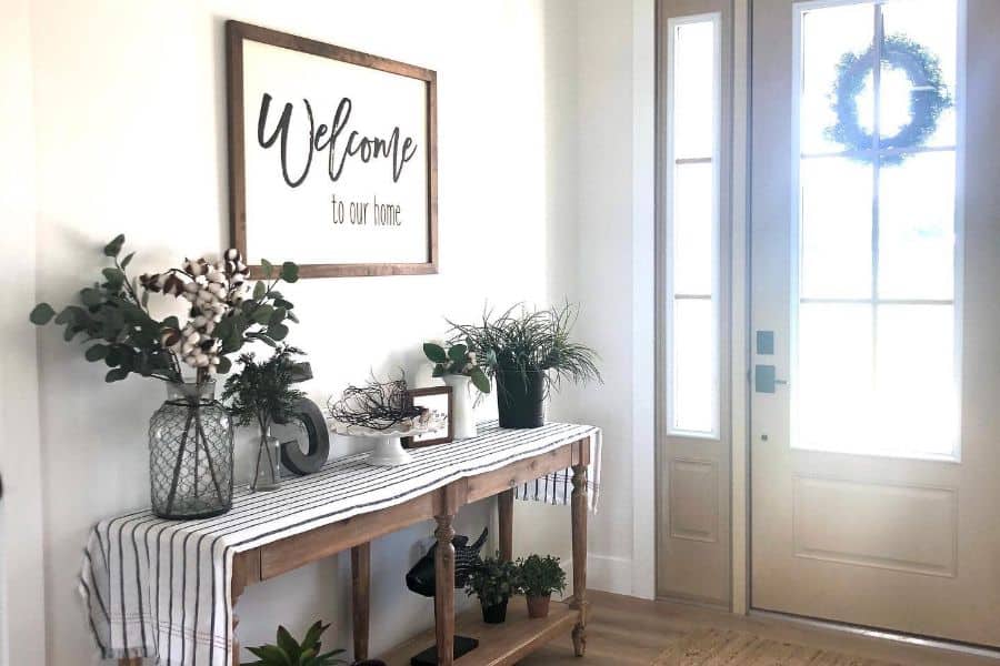 10 Welcome Sign Ideas for Different Spaces