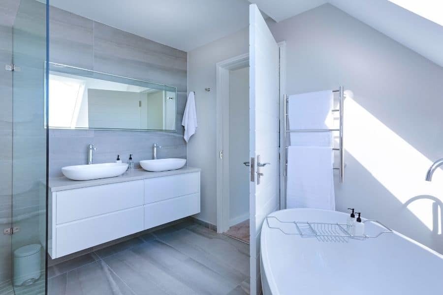 12 Modern Bathroom Ideas