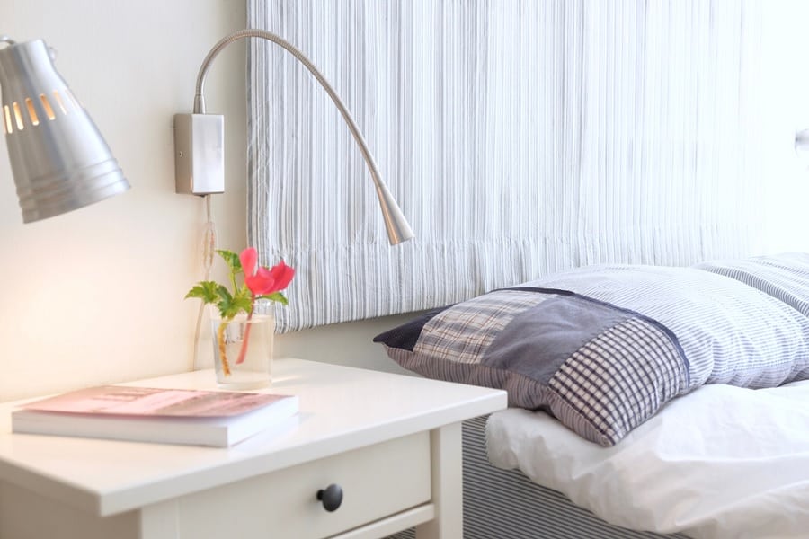 How Tall Should a Nightstand Be?