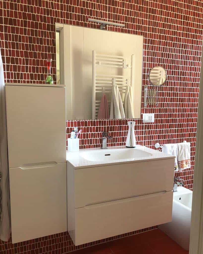 Unique Small Bathroom Color Ideas -gabriella__home