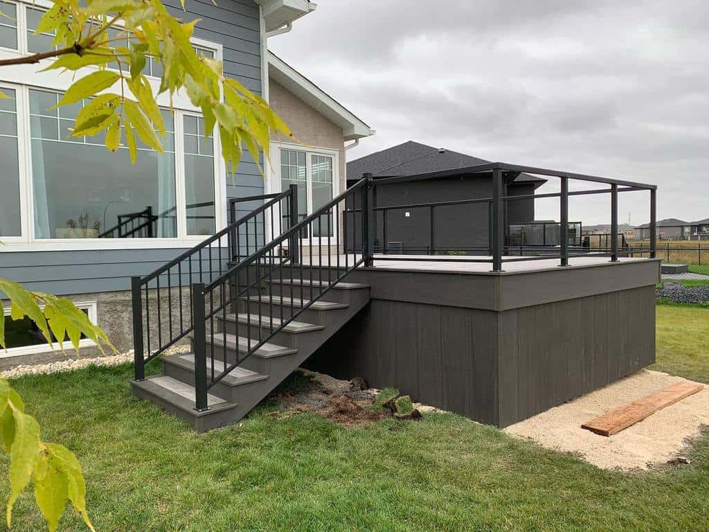 Deck Skirting Ideas to Protect Your Deck