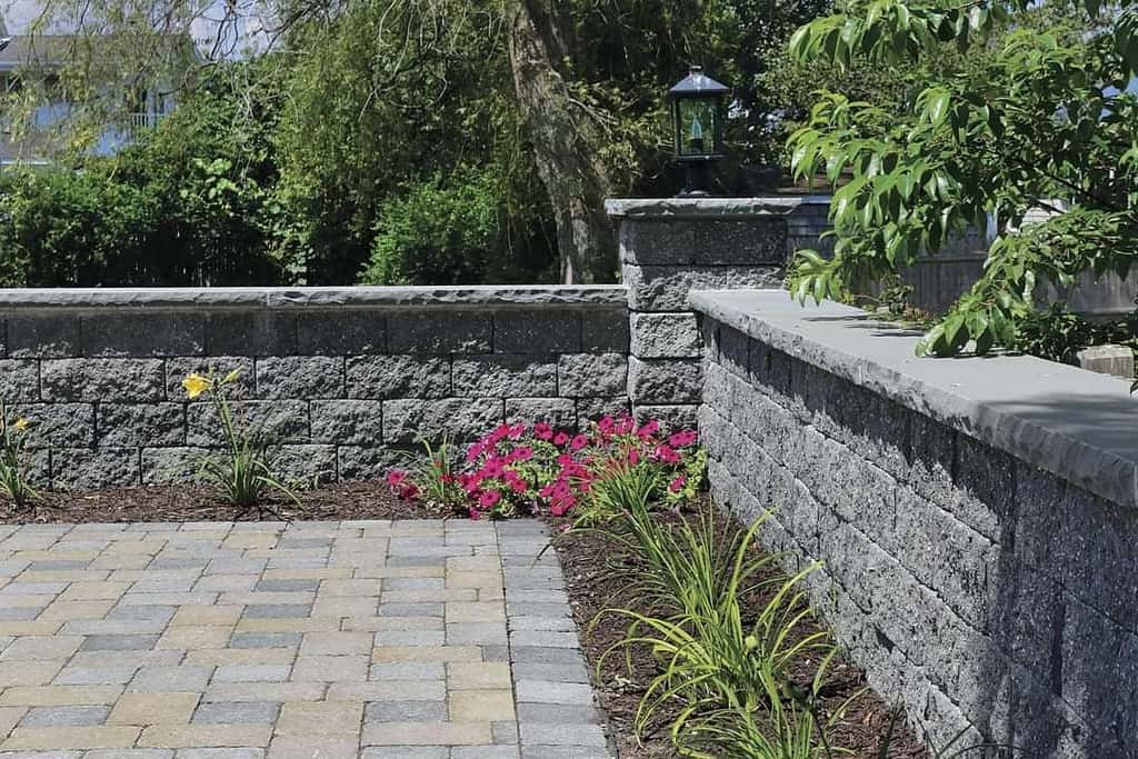 14 Garden Wall Ideas for Your Landscape
