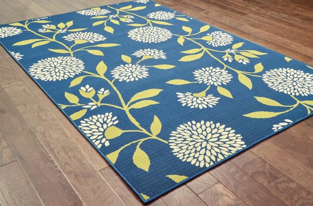 Archer Lane Labrador Botanical Coastal Area Rug