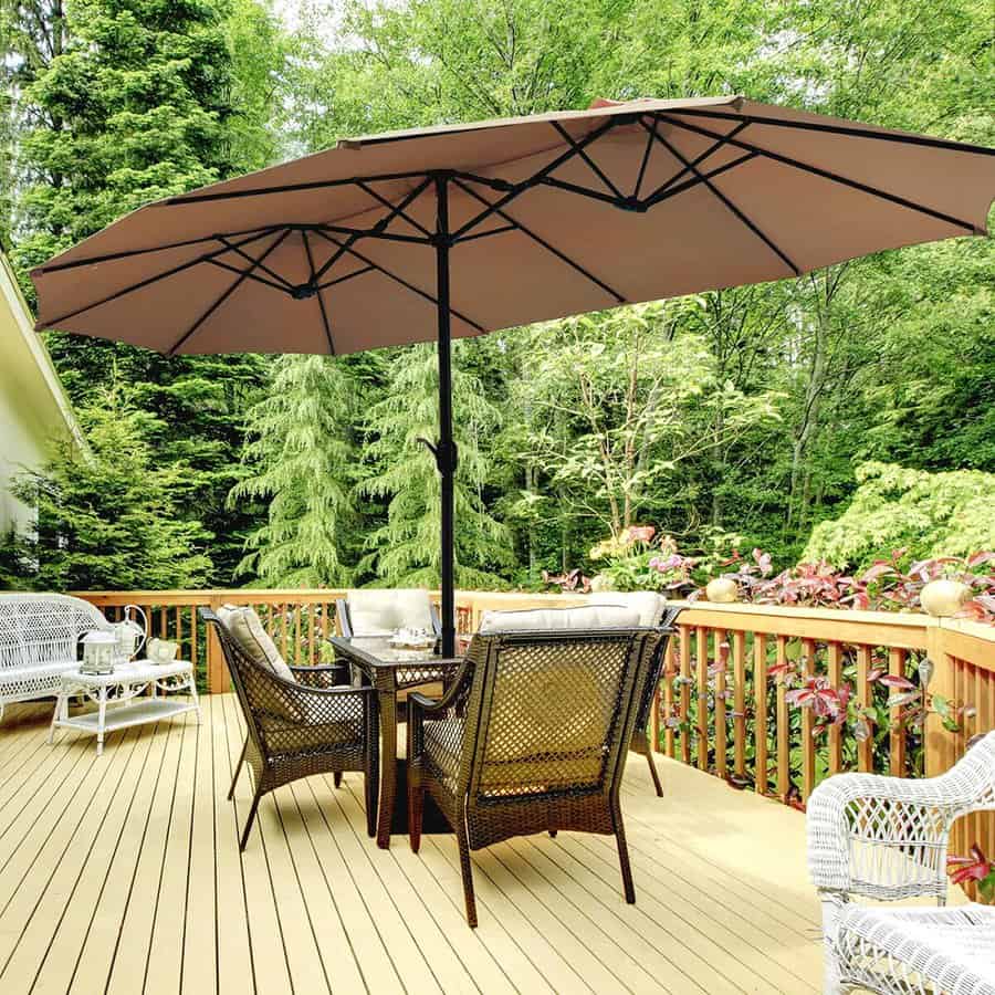 10 Best Patio Umbrellas for Windy Conditions of 2023 Trendey