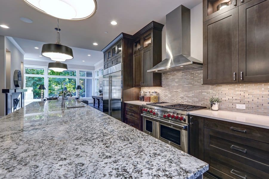 What Color Paint Goes with Brown Granite?