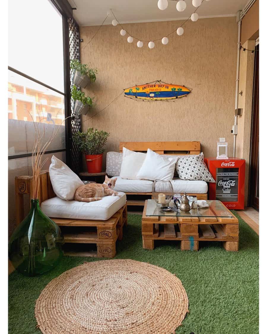 apartment patio with lantern lighting