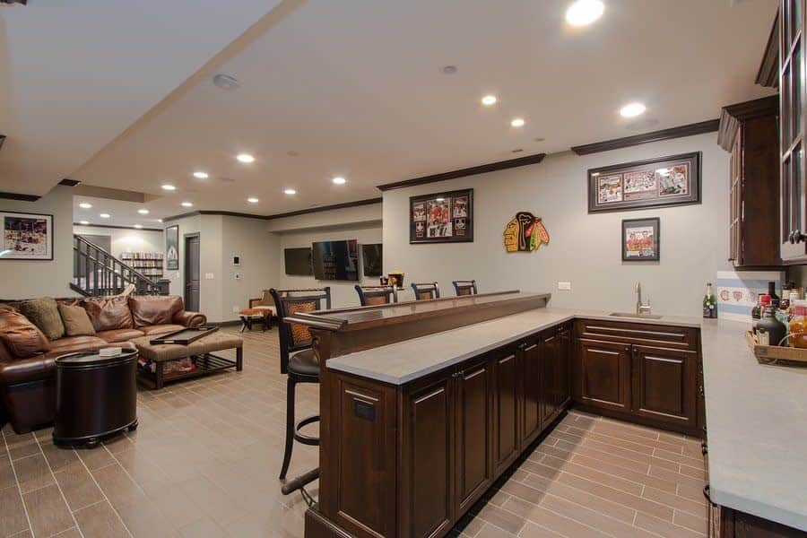 open floor plan with rolling counter