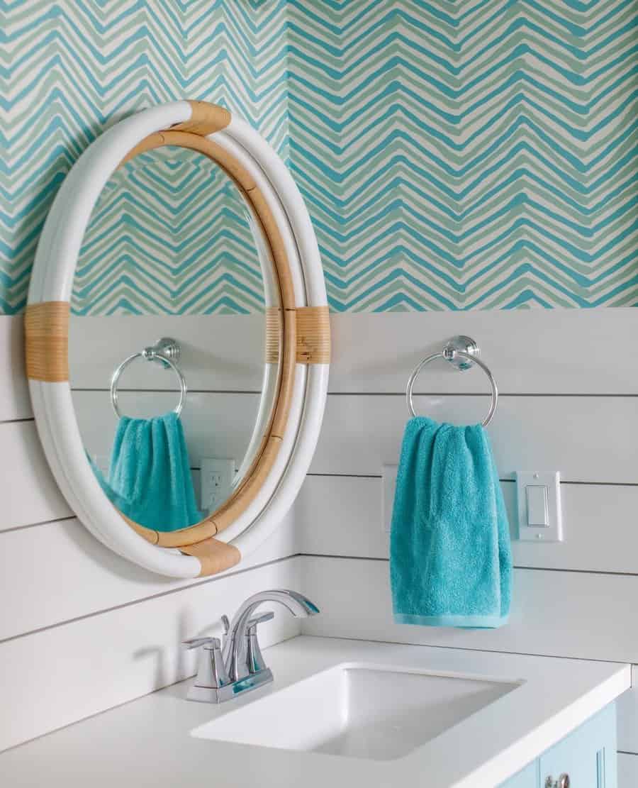 Bathroom coastal decor