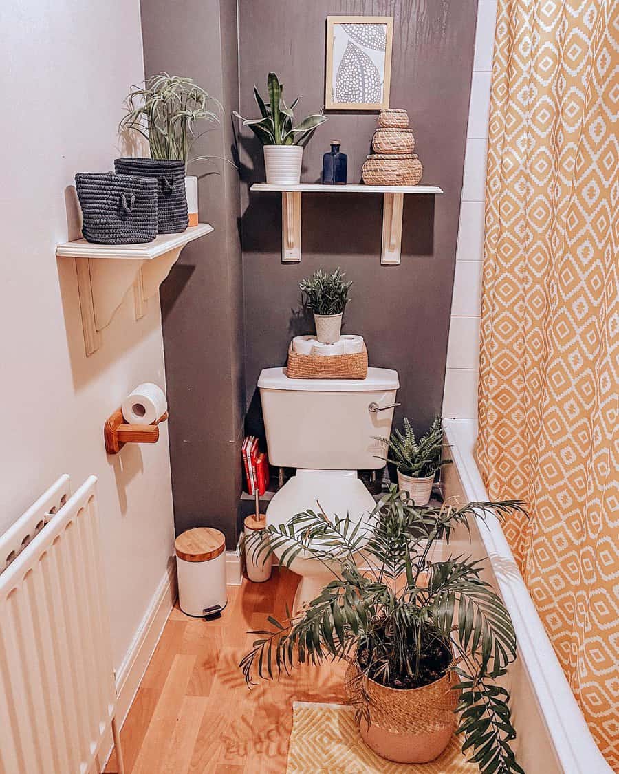 Small apartment bathroom