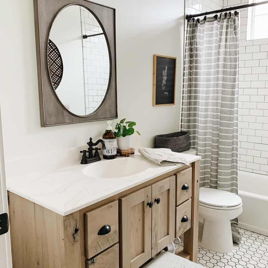 Small apartment bathroom