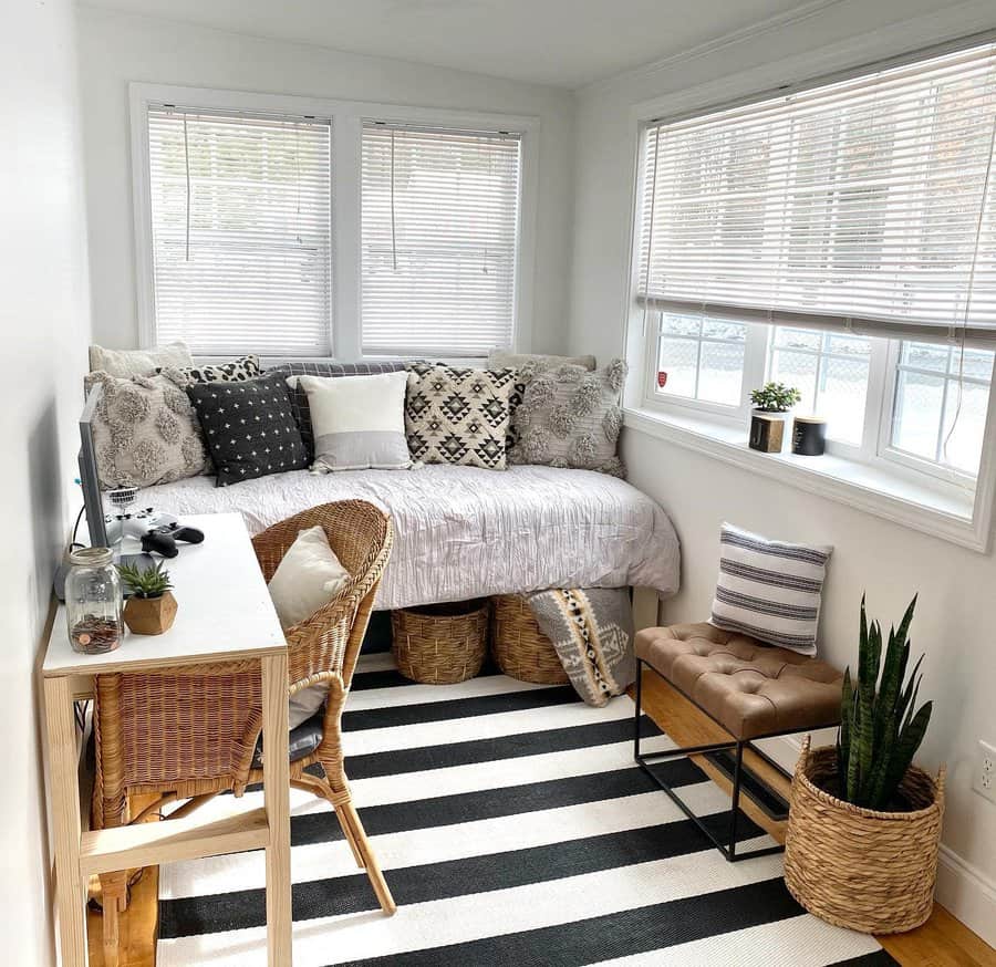 Small Apartment Storage And Organization Ideas