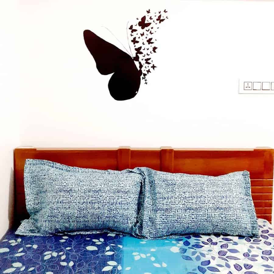 Silhouette cut-out mural wall paint