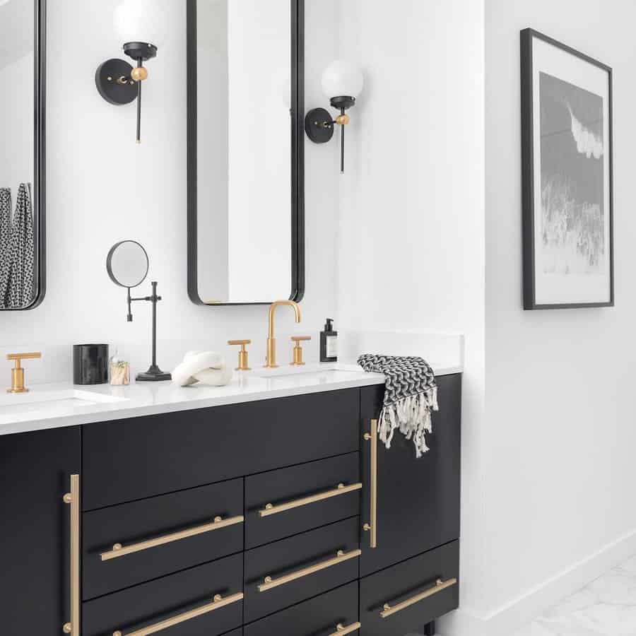 Black bathroom cabinet