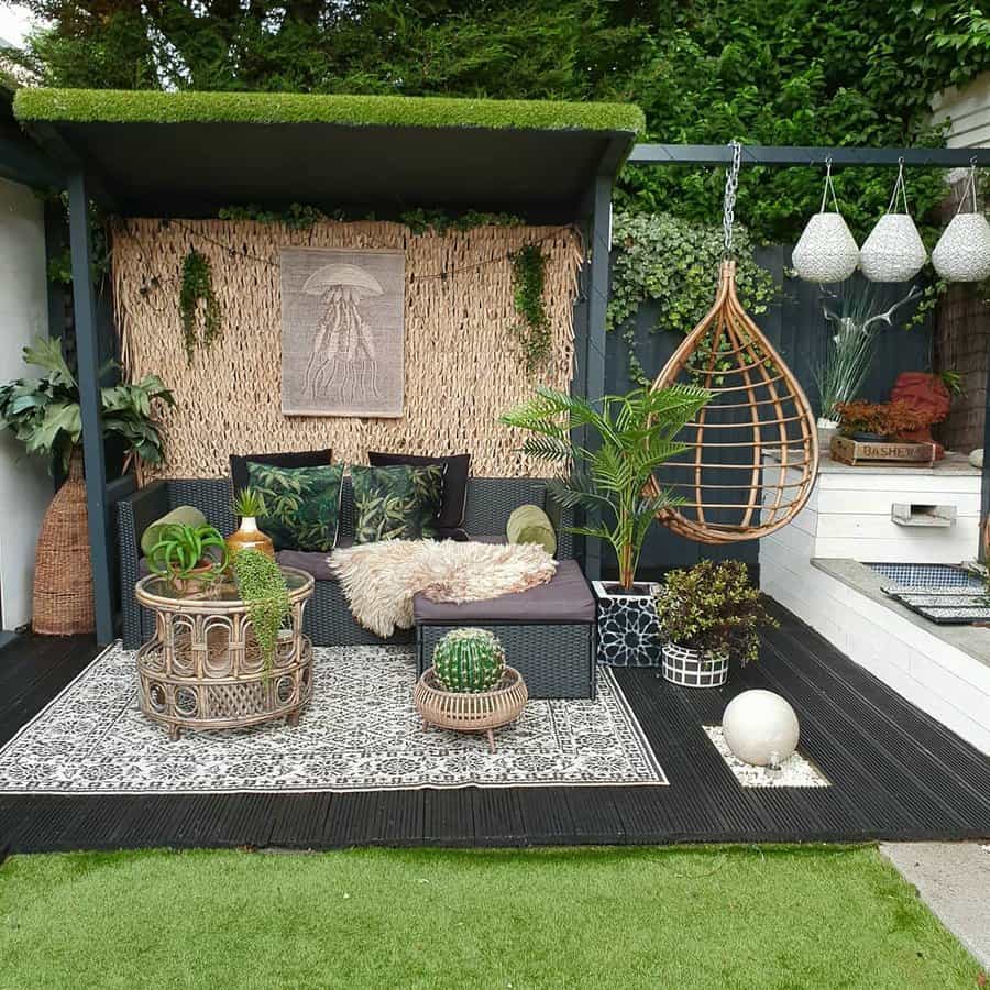 Patio Garden with Greenery