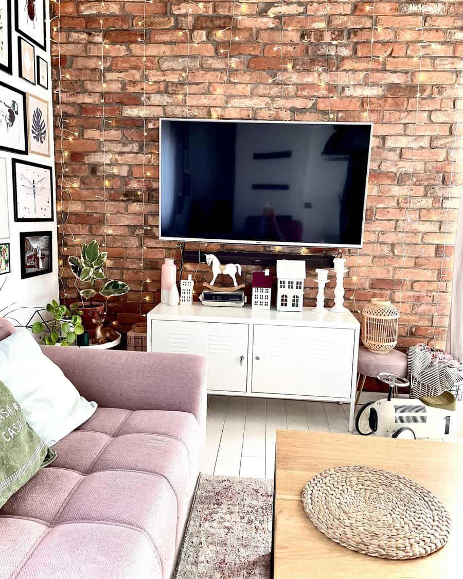 Bricks and stones accent wall