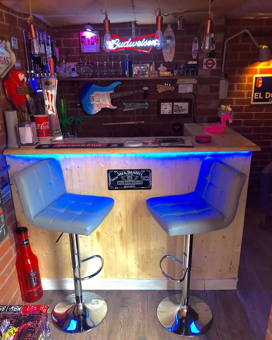 Garage man cave wet bar