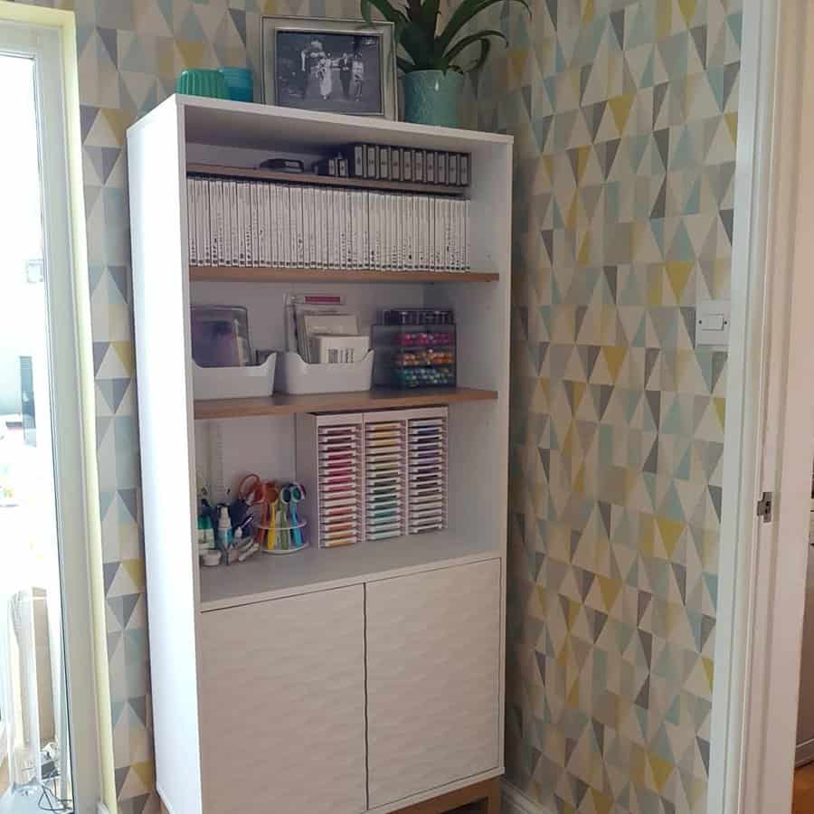 Cabinets and Closets Craft Storage Ideas bluejellysu