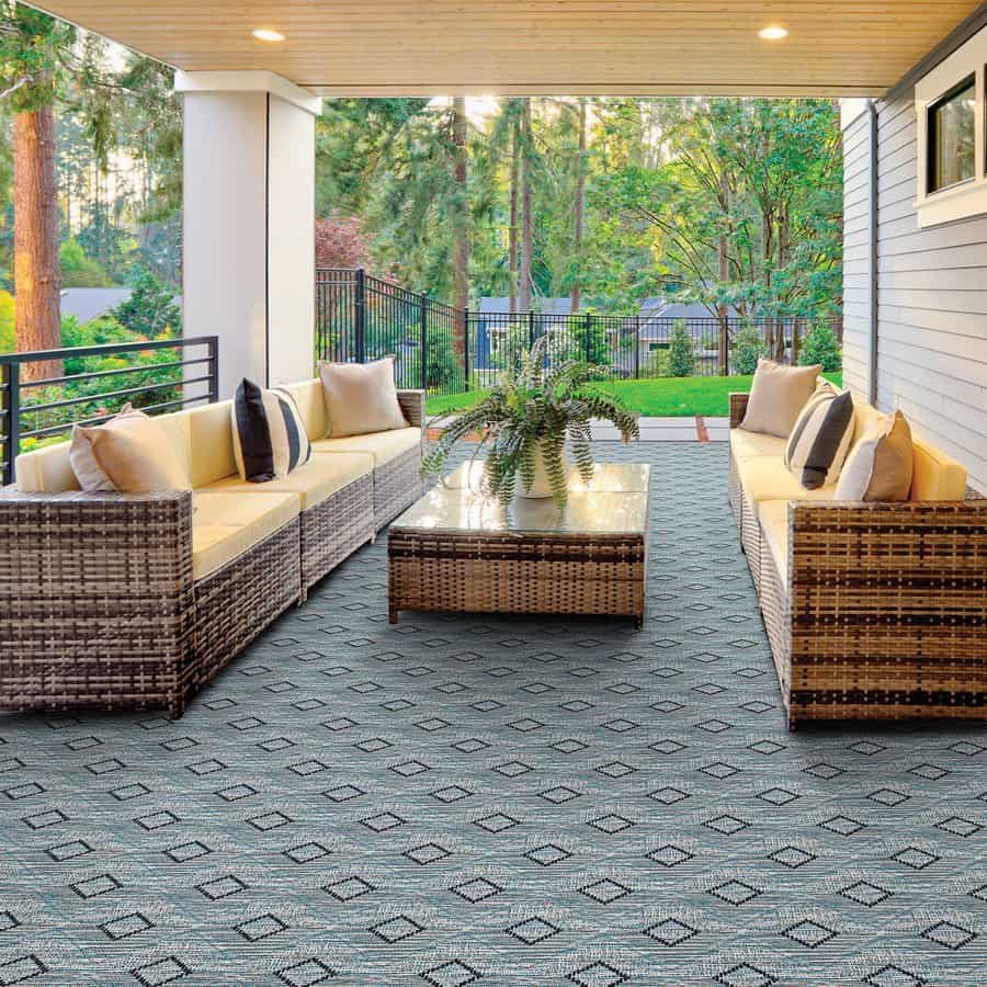 Patio with outdoor carpet