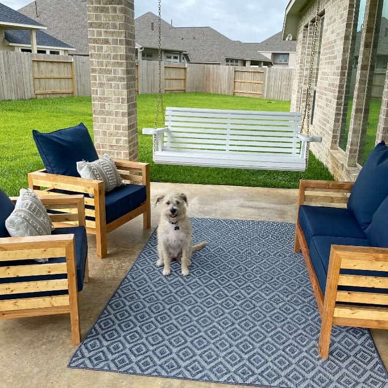 Patio with outdoor carpet