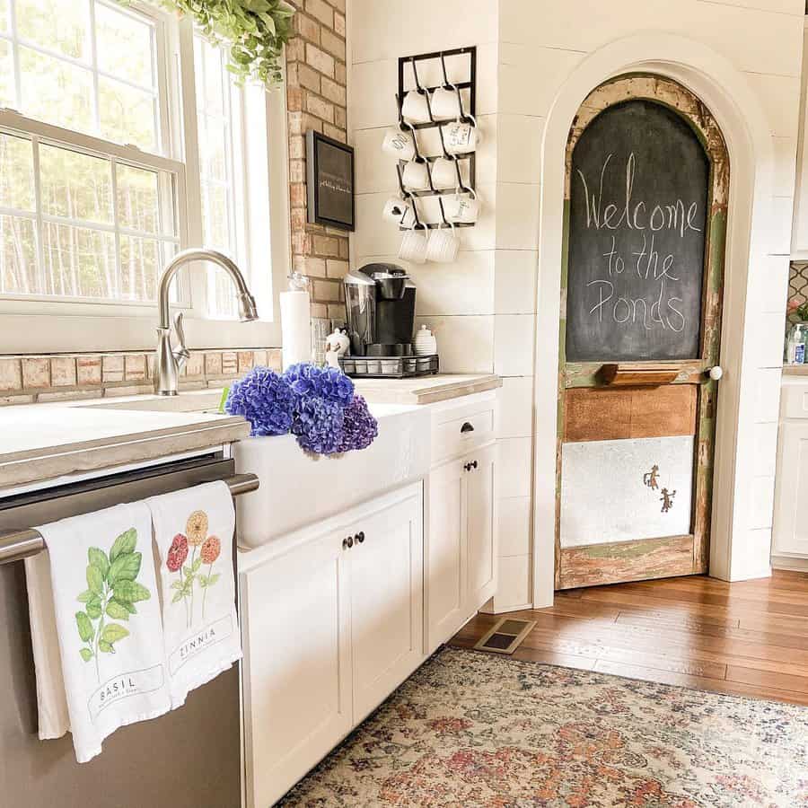 Chalkboard Pantry Door Ideas rachel thepondsfarmhouse