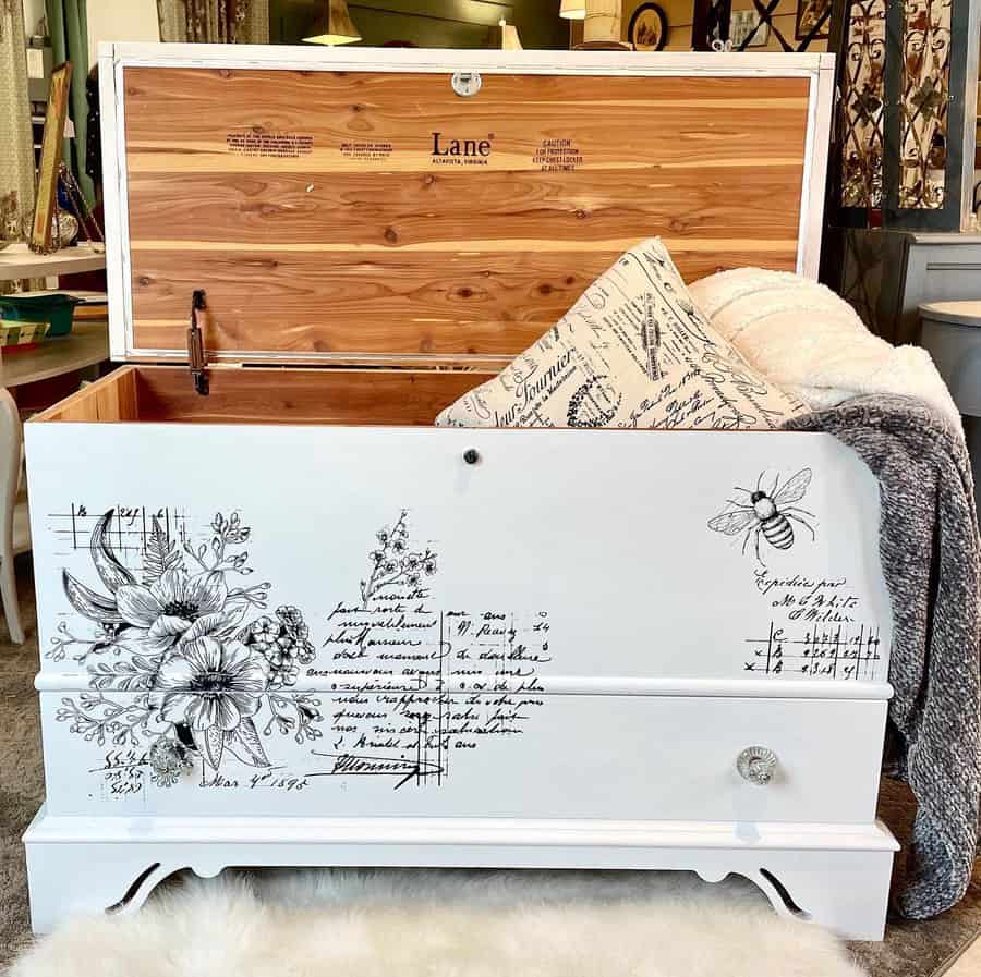 Chest Blanket Storage Ideas lorisfunkyjunkdecor