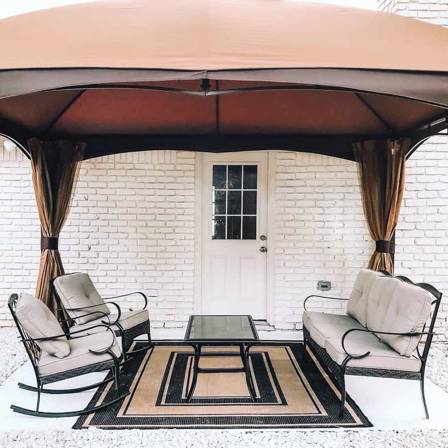 Pop up gazebo tent