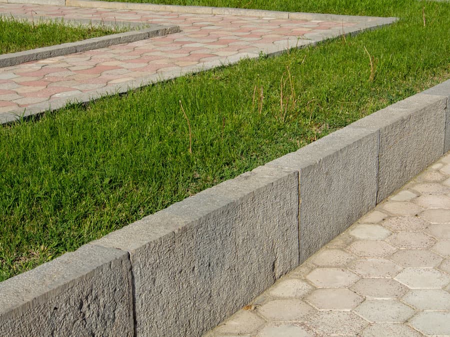 Stone block wall