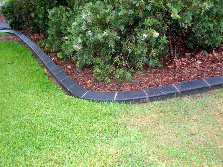 Concrete edging