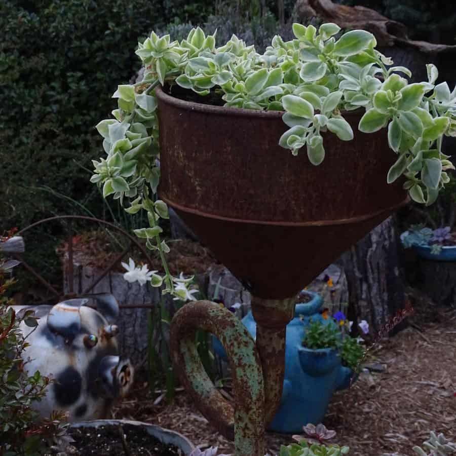 DIY repurposed pot