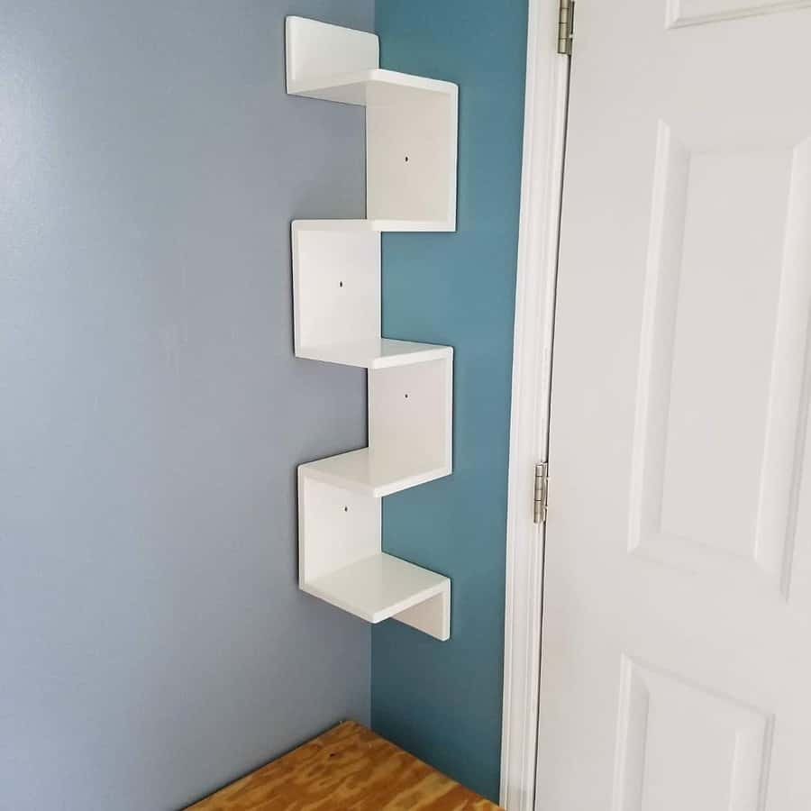 Corner shelves