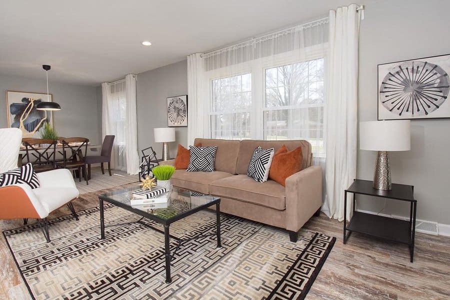 Modern living room with throw pillows