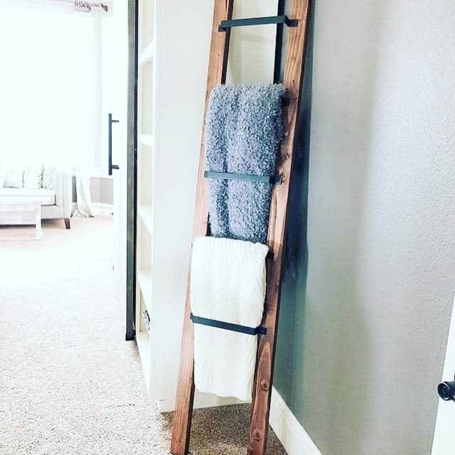 Blanket ladder